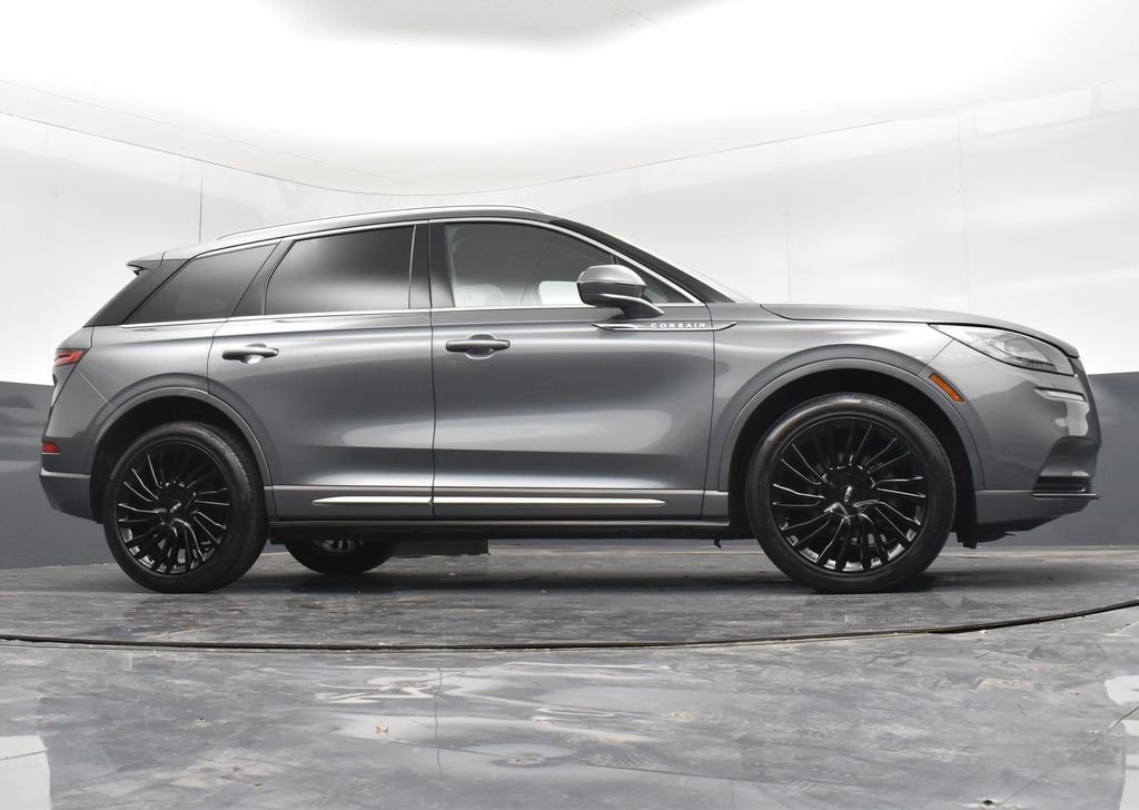 Used 2022 Gray Lincoln Reserve image 23