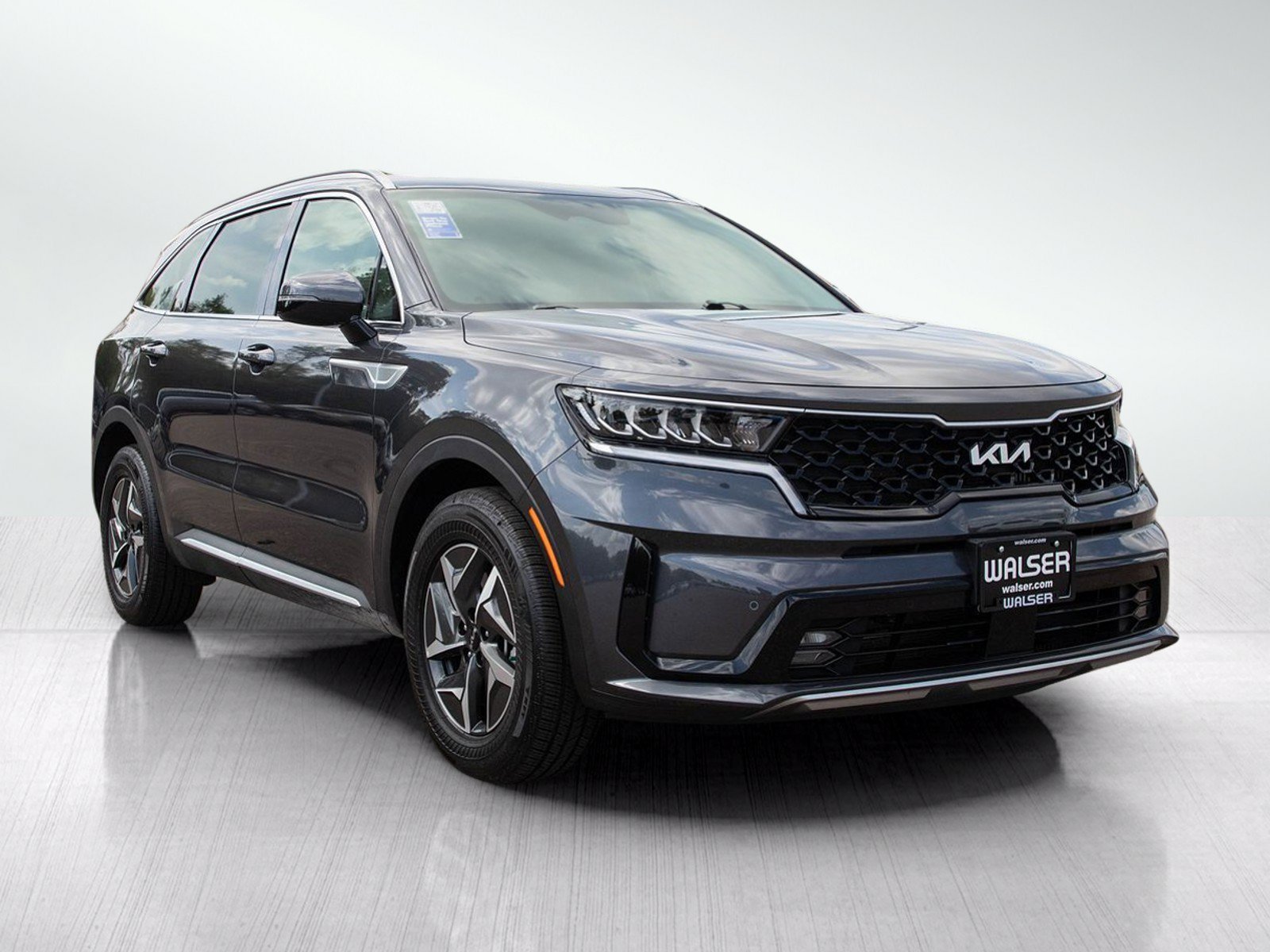 Used 2023 Platinum Graphite Kia EX image 7
