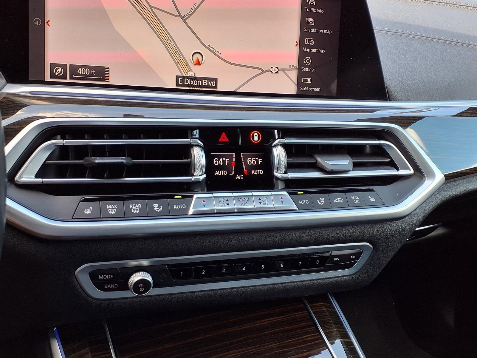 Used 2020 Black Sapphire Metallic BMW sDrive40i image 24
