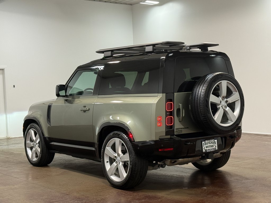 2024 Land Rover Defender 90 X-Dynamic SE photo 4