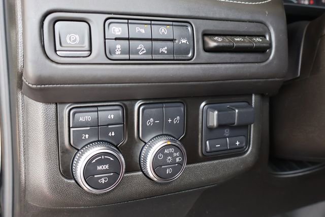 Used 2023 Onyx Black GMC Denali Ultimate image 28