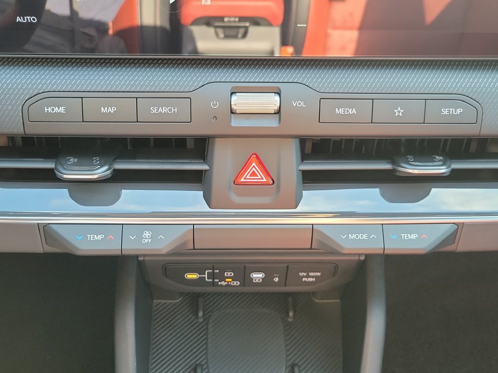 New 2026 Snow White Pearl Kia GT-Line image 31