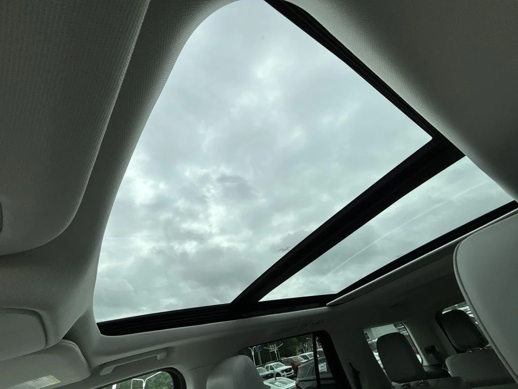 Used 2025 White Ford Active image 16