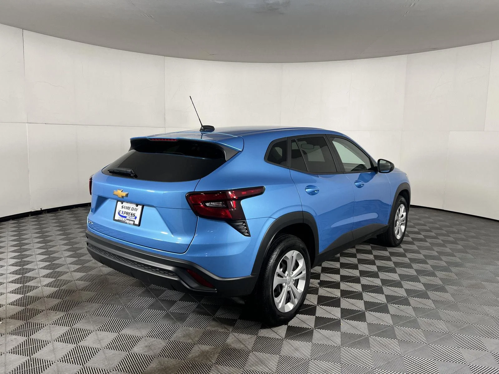 Used 2025 Marina Blue Metallic Chevrolet LS image 21