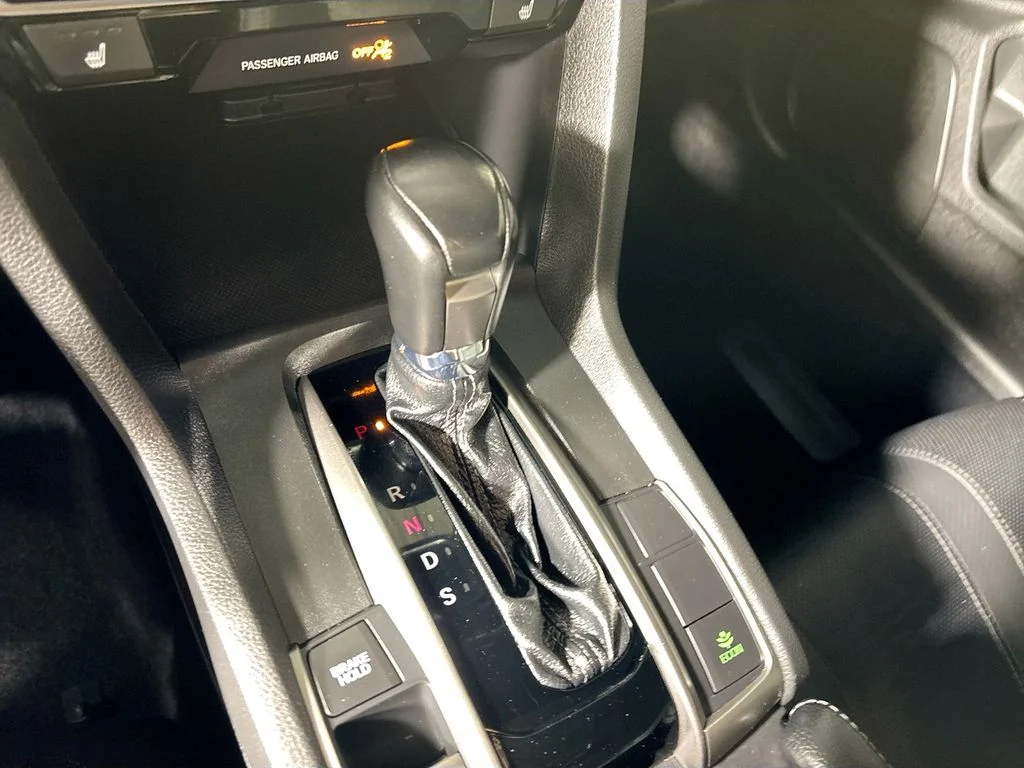 Used 2018 Blue Honda Sport Touring image 18