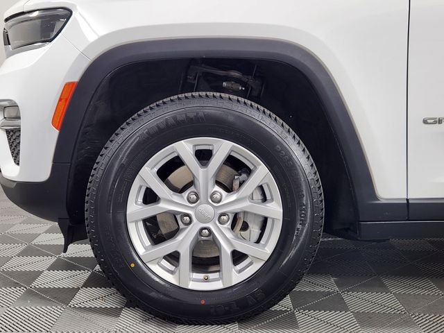 Used 2023 White Jeep Limited image 23
