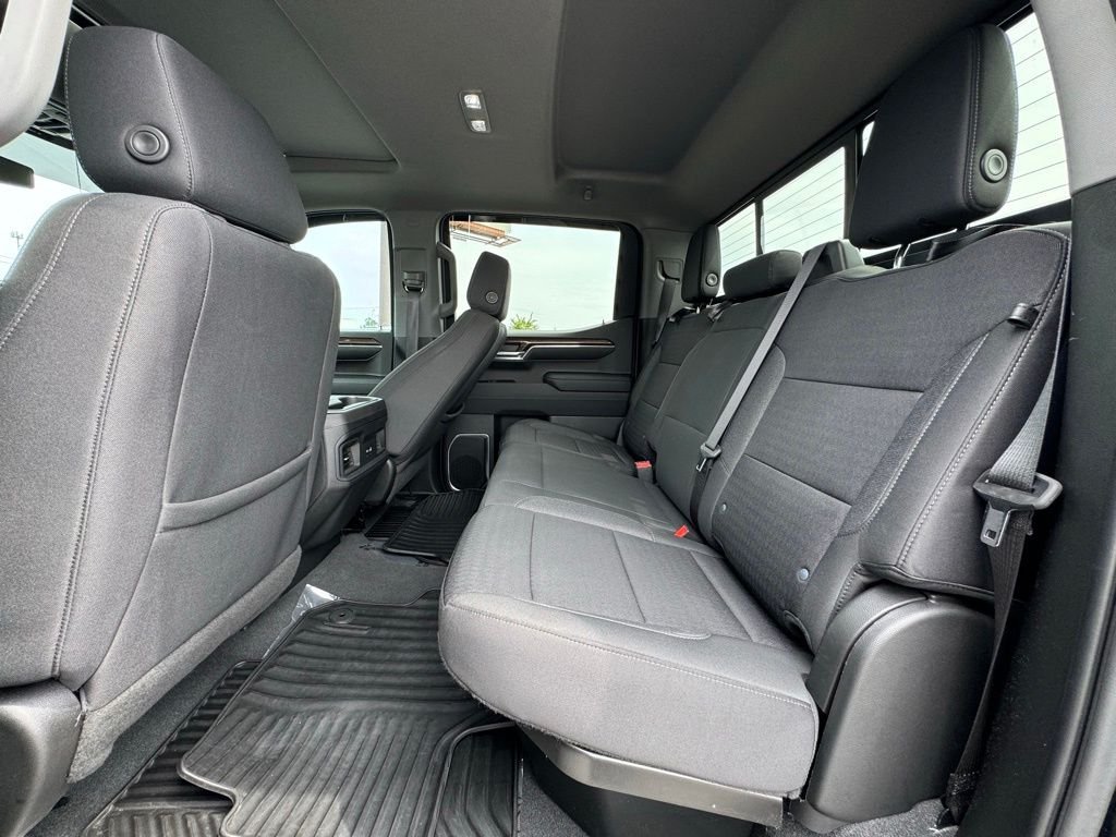 Used 2023 Black Chevrolet RST image 28