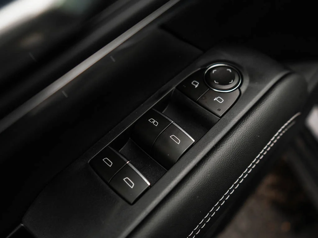 2026 GMC Terrain Denali - Photo 17