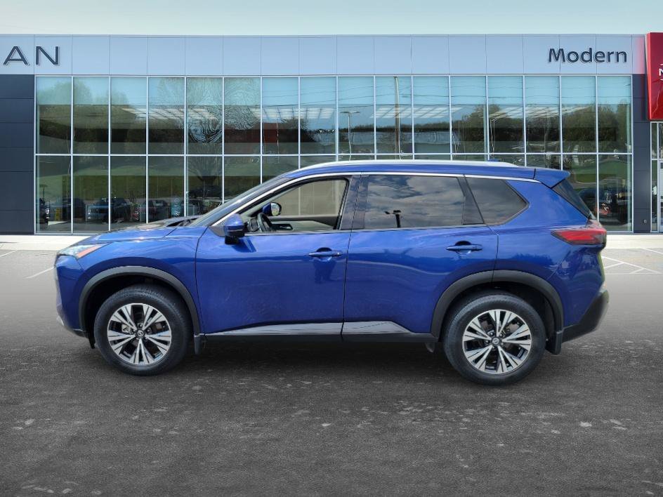 Used 2021 Caspian Blue Metallic Nissan SV image 8
