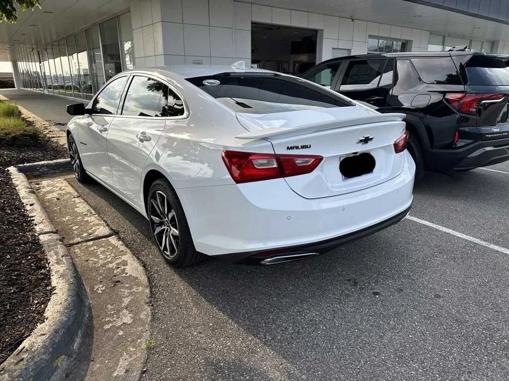 Used 2024 Summit White Chevrolet RS image 7