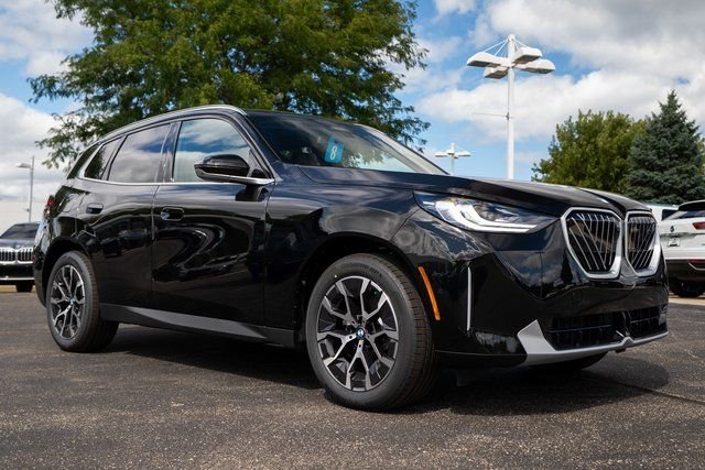 Certified Used 2026 Black Sapphire Metallic BMW 30 xDrive image 8