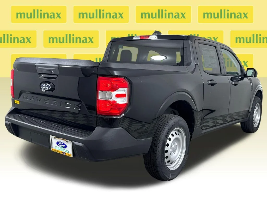 New 2026 Black Ford XL image 18