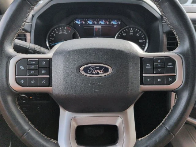 Certified Used 2024 Oxford White Ford Limited image 31