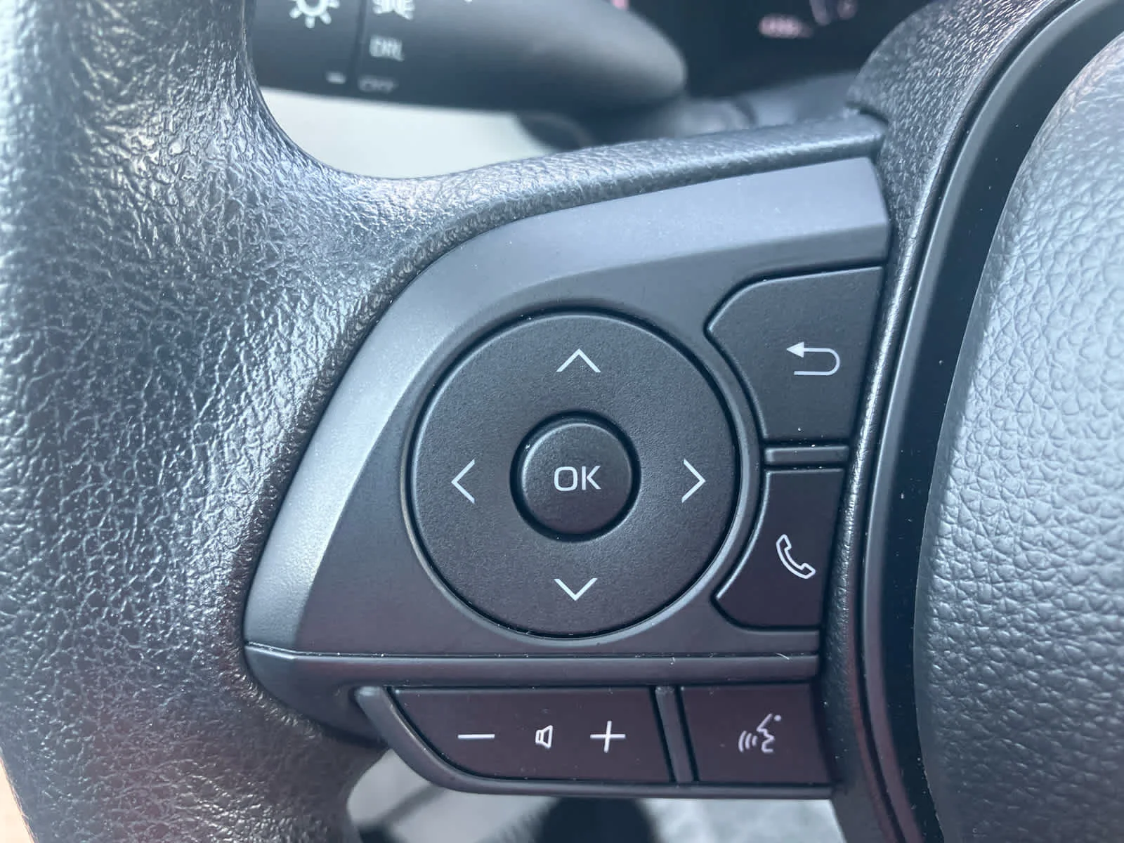 Certified Used 2026 Wind Chill Pearl Toyota L image 19