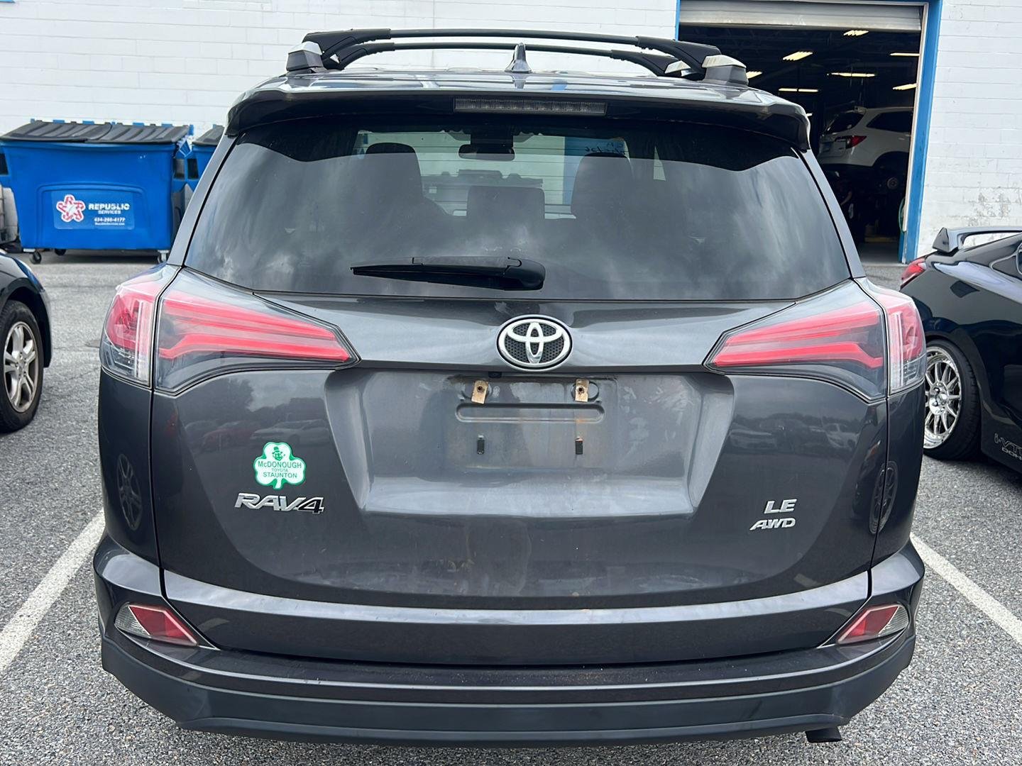 Used 2018 Magnetic Gray Metallic Toyota LE image 3