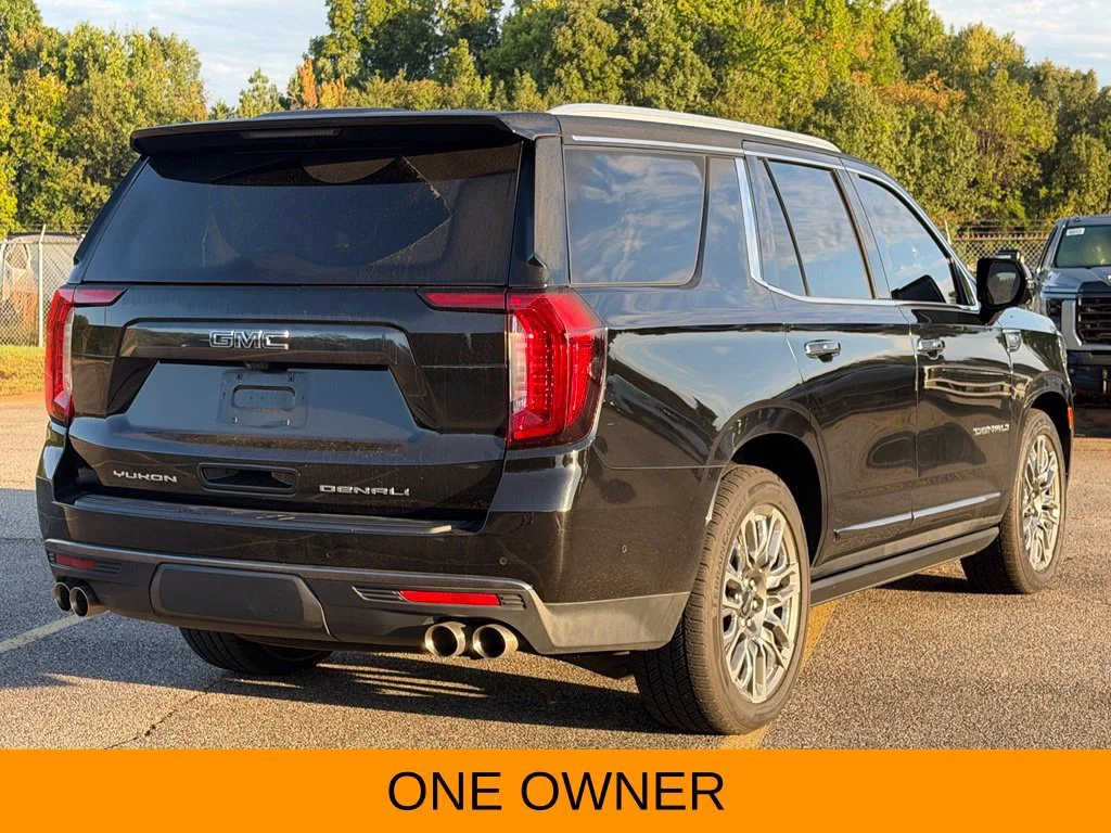 Used 2023 ONYX BLACK GMC Denali Ultimate image 3