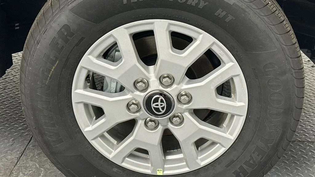 New 2026  Toyota SR5 image 15