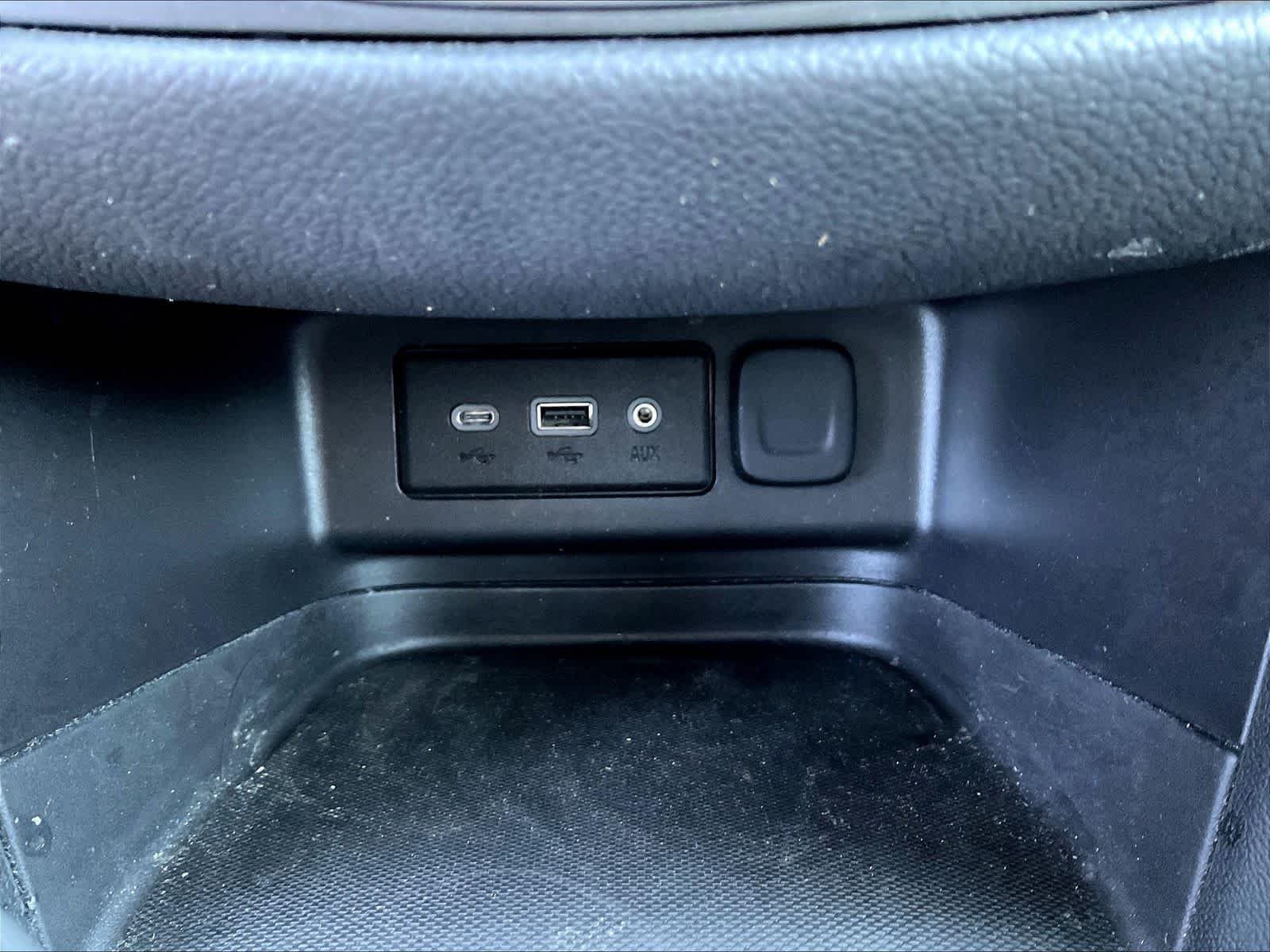 2024 Chevrolet Equinox LT - Photo 18