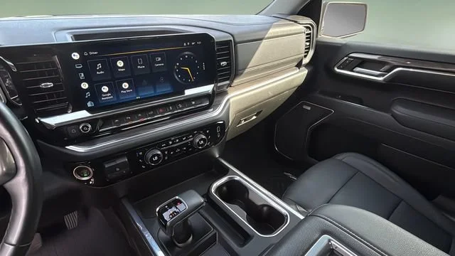 Used 2022 Northsky Blue Metallic Chevrolet LTZ image 24