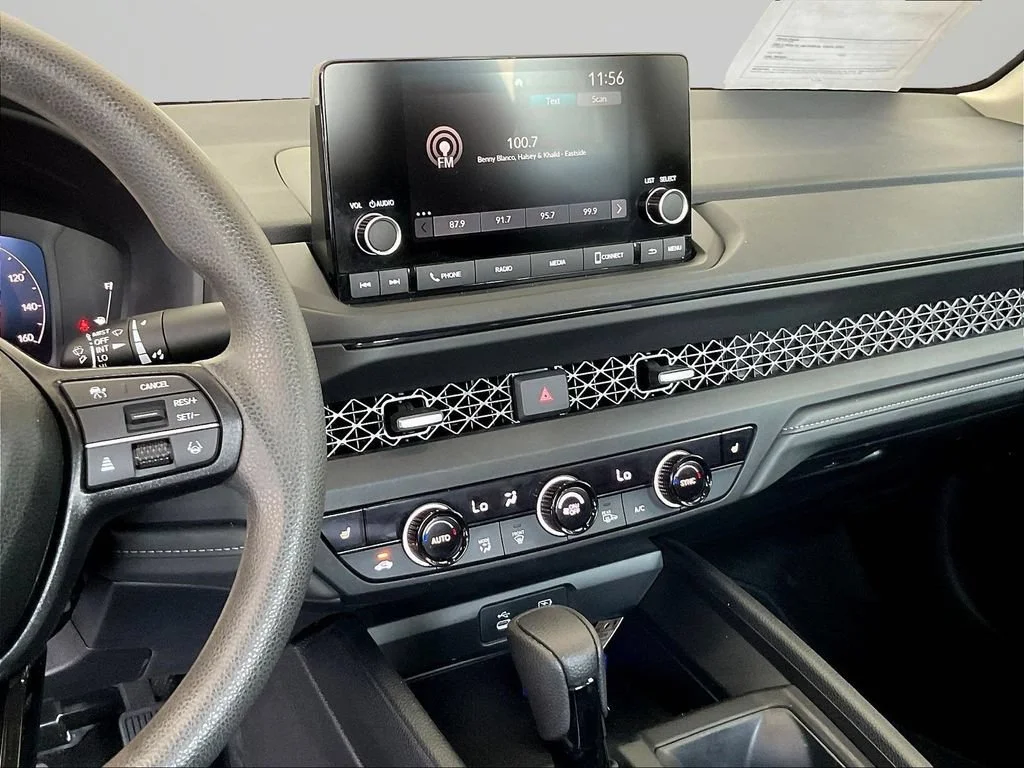2025 Honda Accord SE - Photo 44