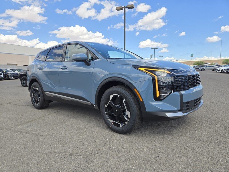 New 2027 Heritage Blue Kia S image 2