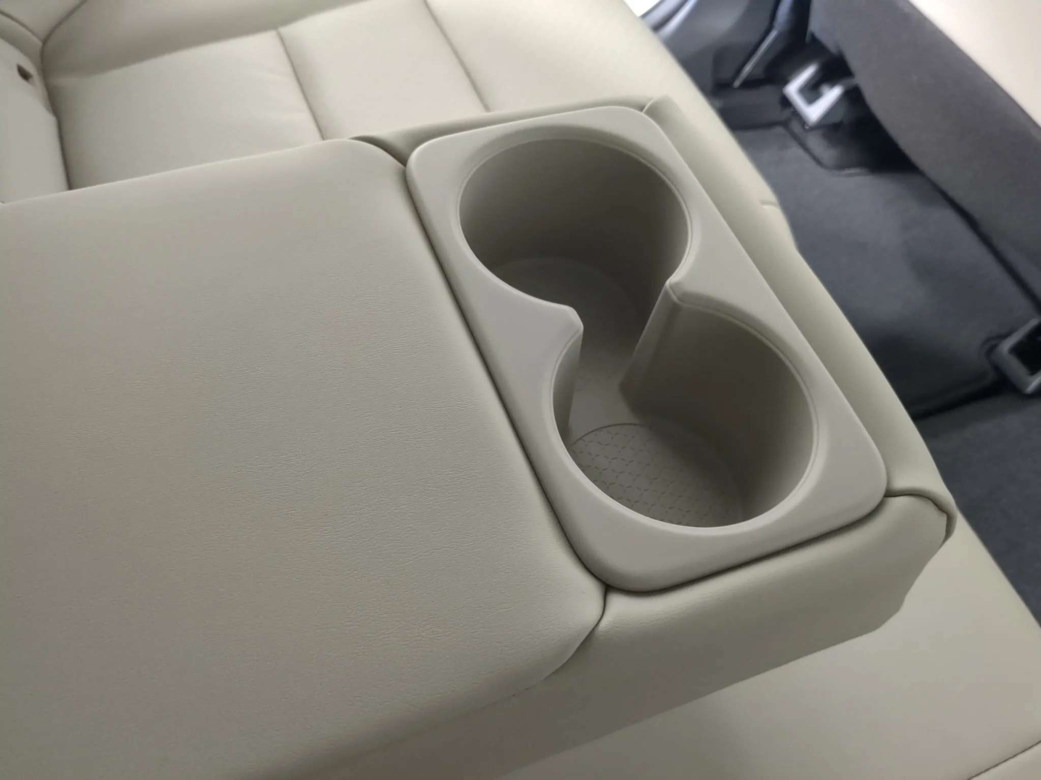 New 2027 Everest White Pearl Tricoat Nissan SV image 25