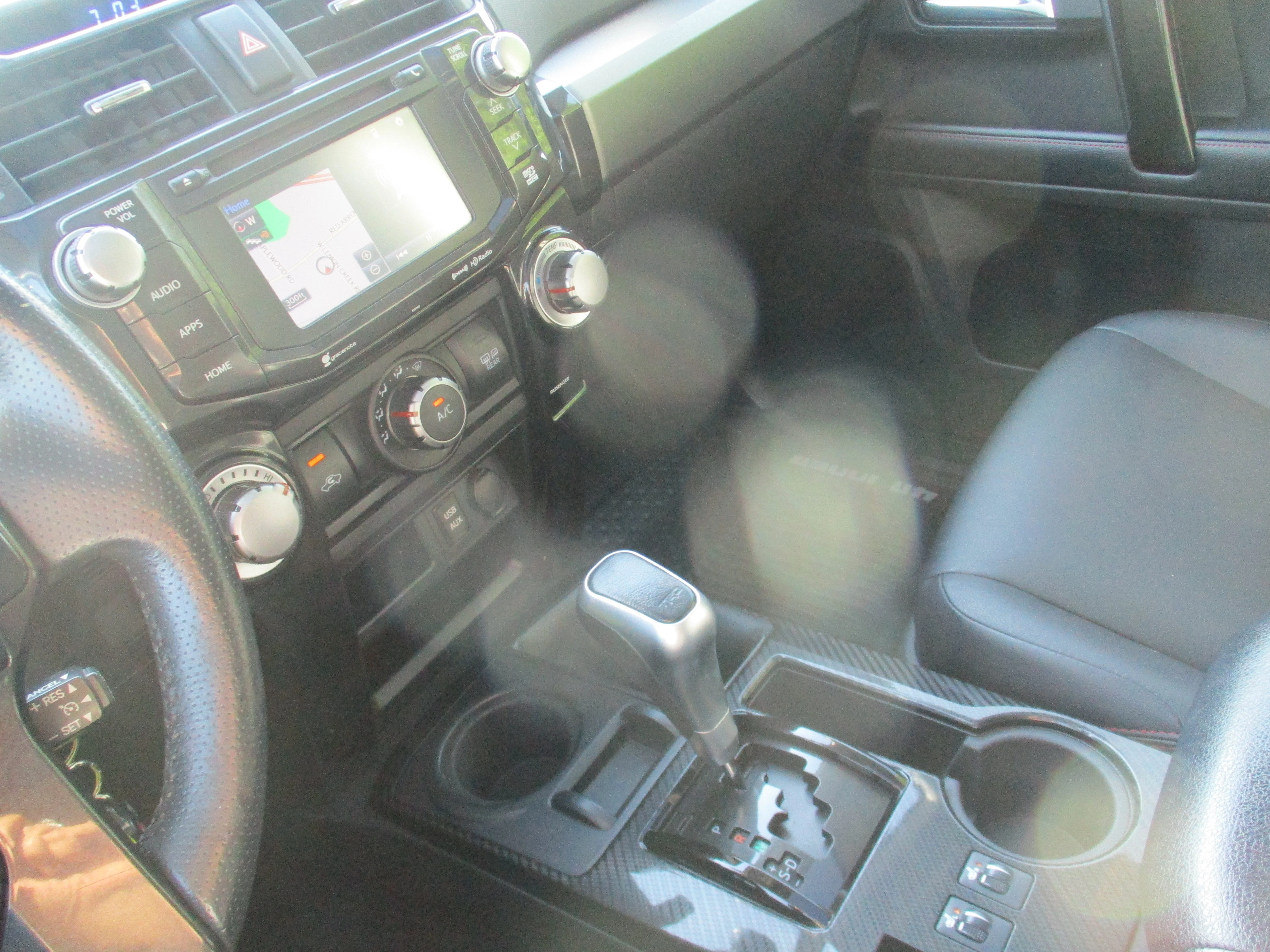Used 2017 SUPER WHITE Toyota  image 32