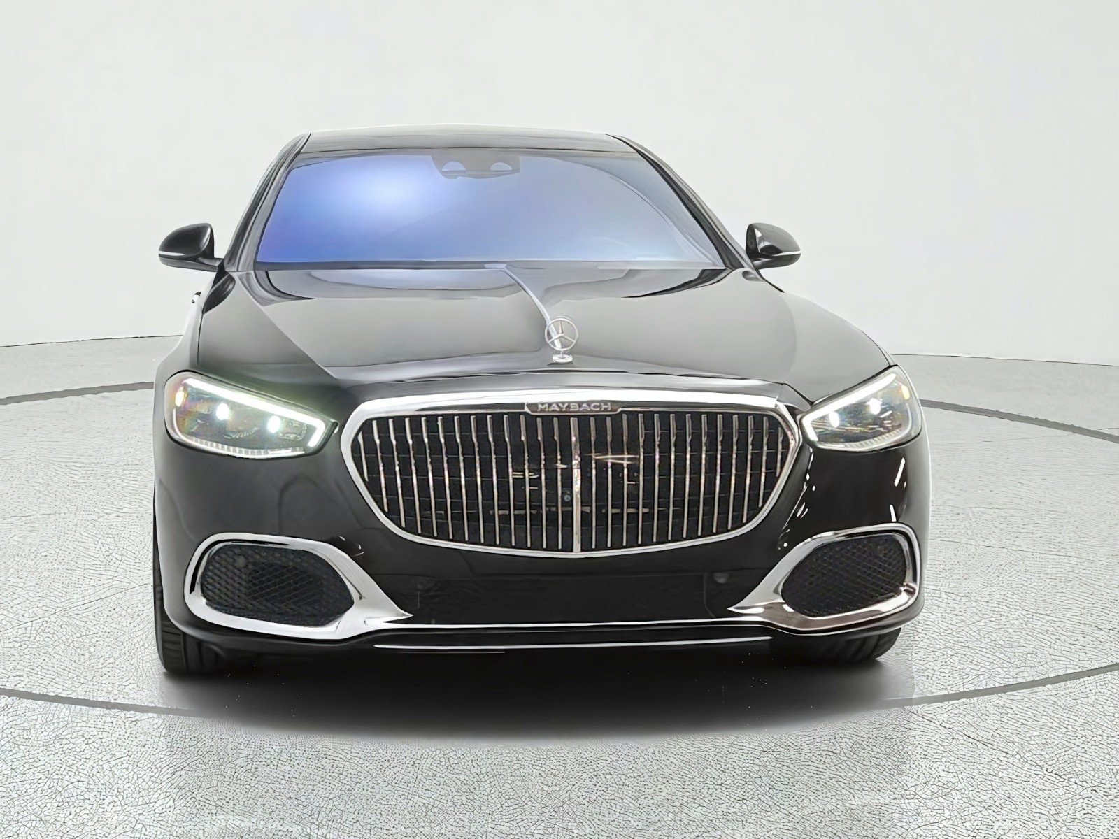 Certified Used 2021 Black Mercedes-Benz Maybach S 580 4MATIC® Sedan image 2