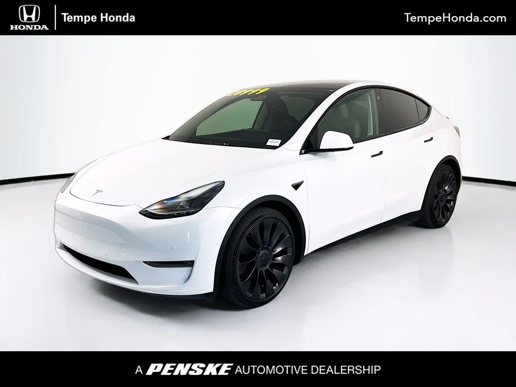 2022 Tesla Model Y Performance Dual Motor All-Wheel Drive's photo