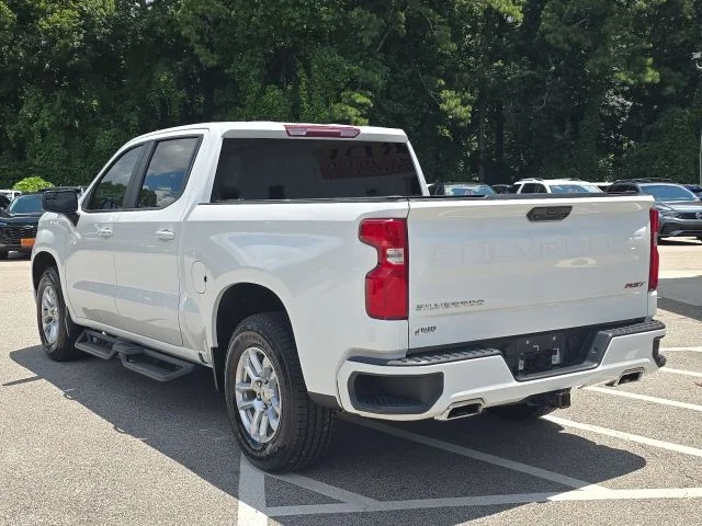 Used 2023 White Chevrolet RST image 3