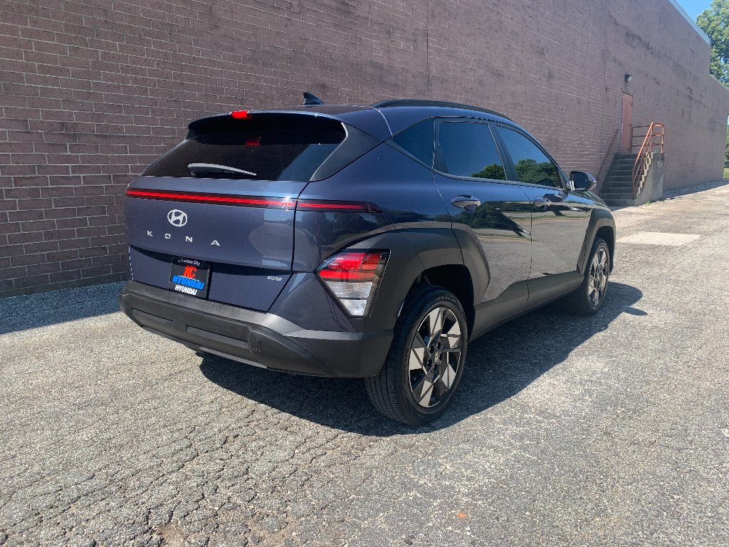 Certified Used 2025 Denim Blue Hyundai SEL image 5