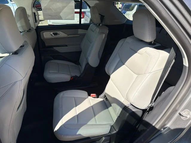 Used 2026 Carbonized Gray Metallic Ford Active image 47