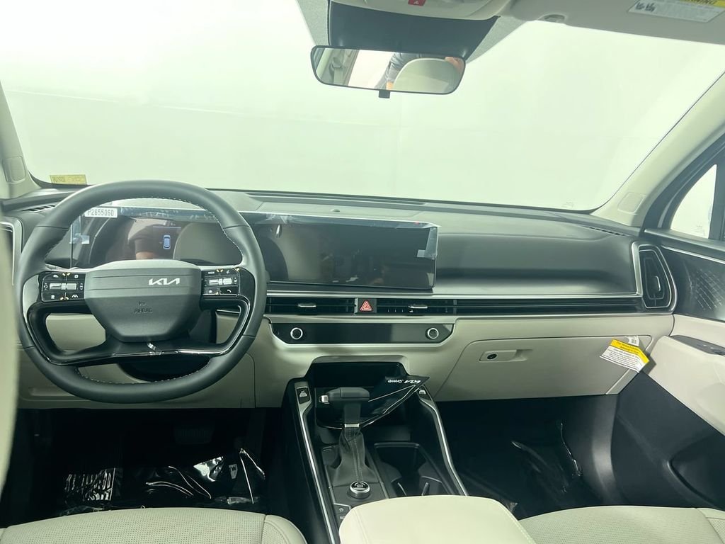New 2026 Glacial White Pearl Kia S image 28