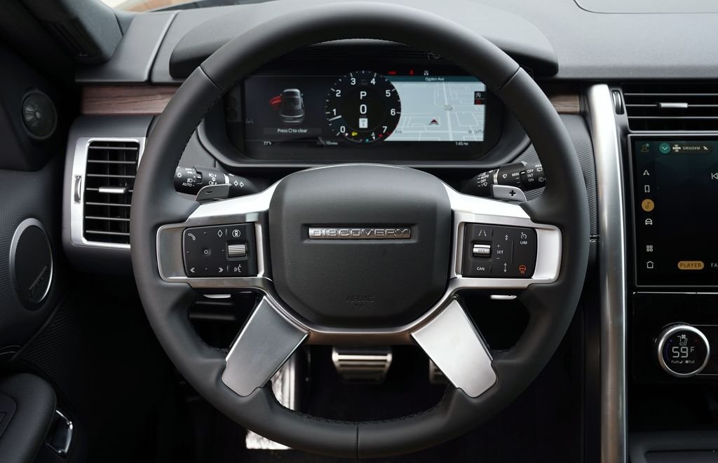 New 2026 Santorini Black Land Rover Dynamic SE image 16