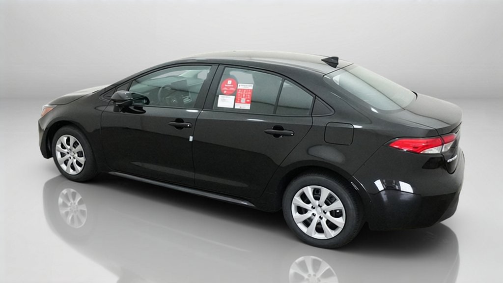 New 2027 Inked Toyota LE image 48