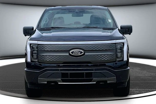 Used 2023 Ford F-150 Lightning XLT with VIN 1FTVW1EL4PWG08723 for sale in Kansas City