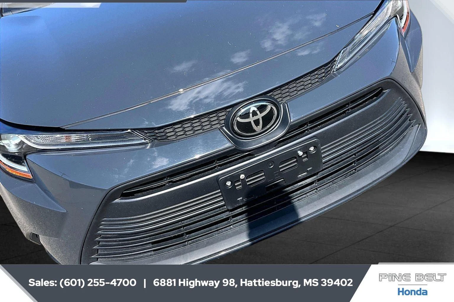 Used 2024 Underground Toyota LE image 21