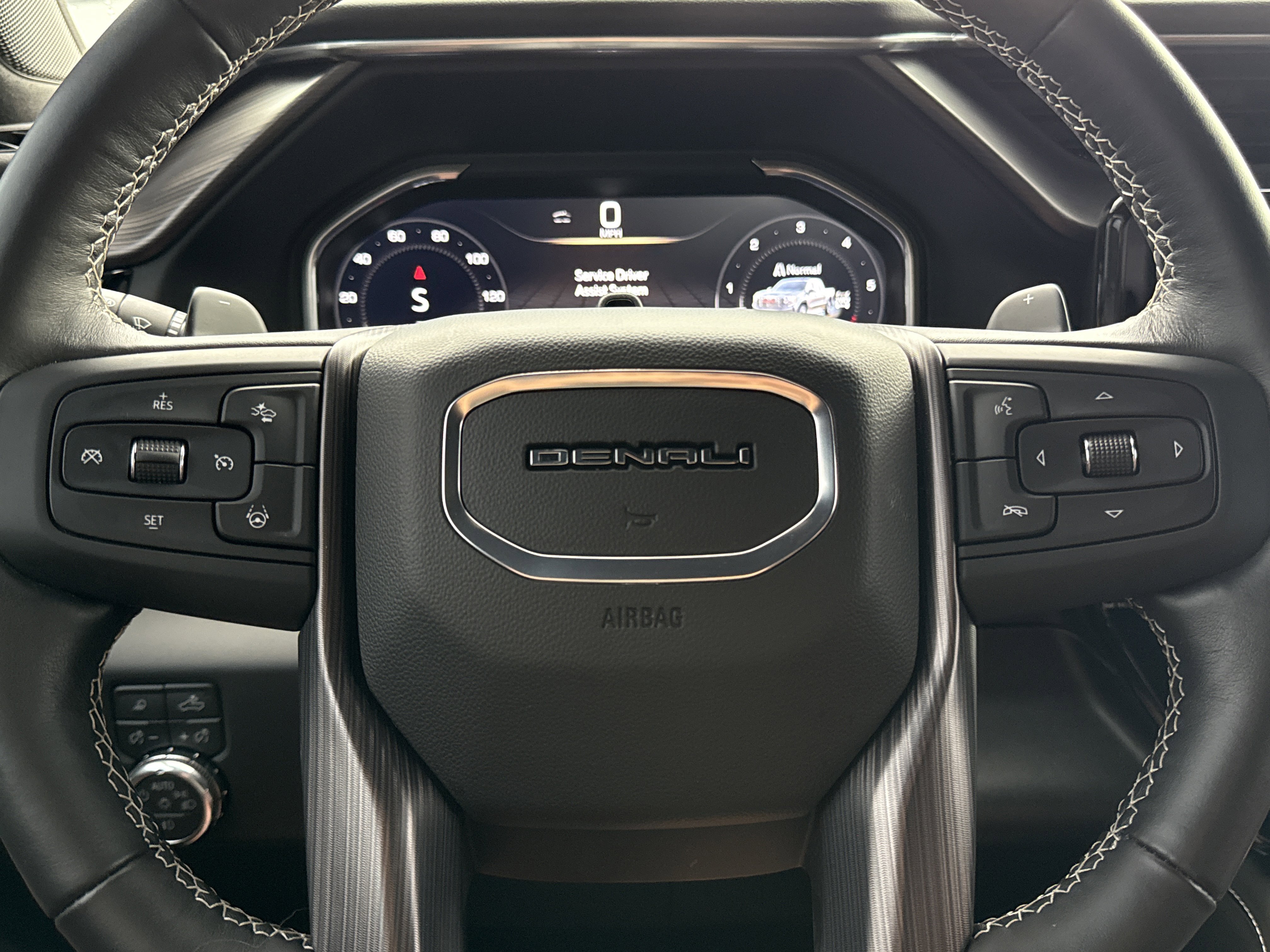 Used 2026 Onyx Black GMC Denali Ultimate image 23