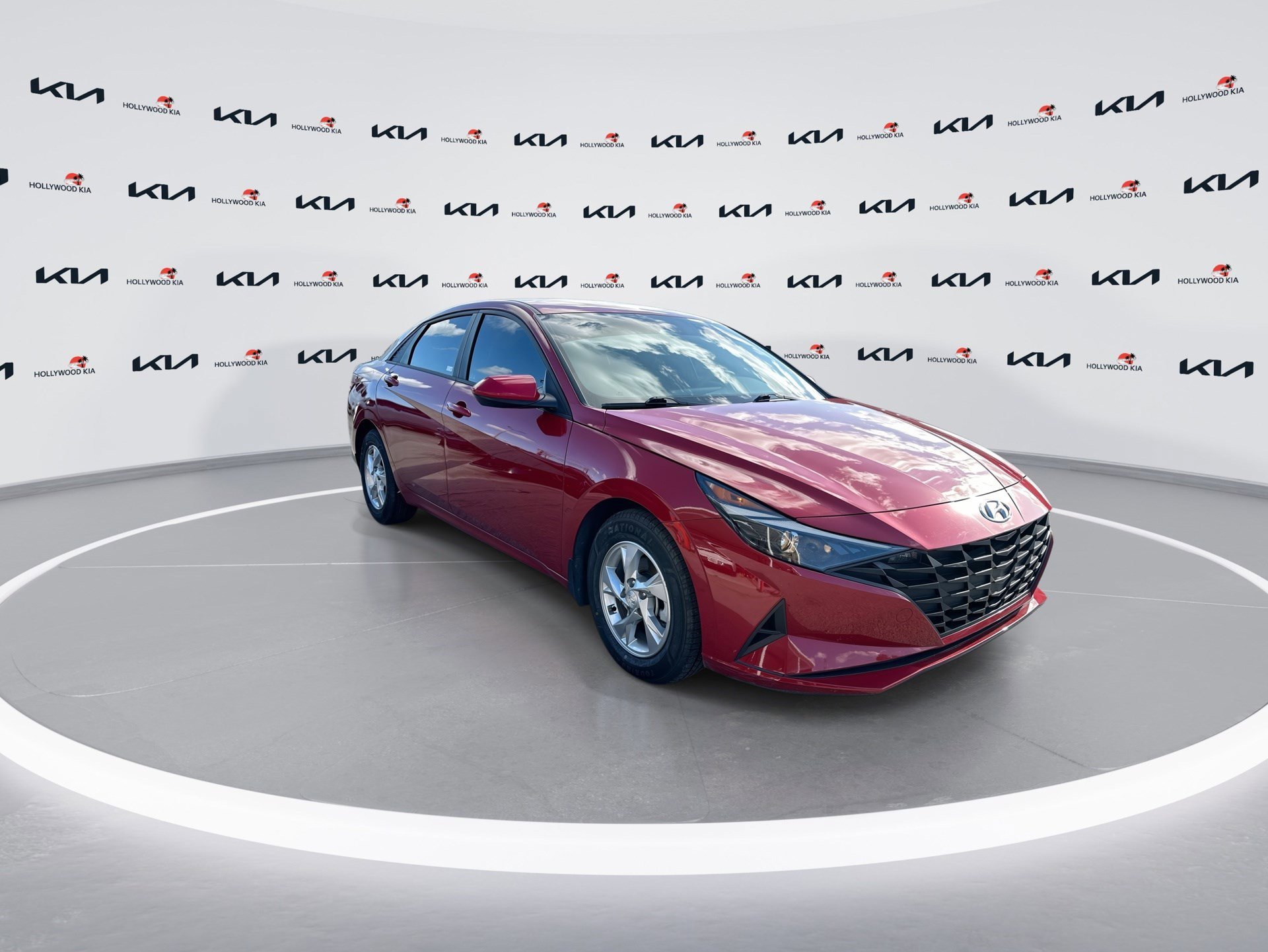 2022 Hyundai Elantra SE