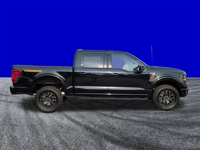 New 2026 Agate Black Metallic Ford Tremor® image 3