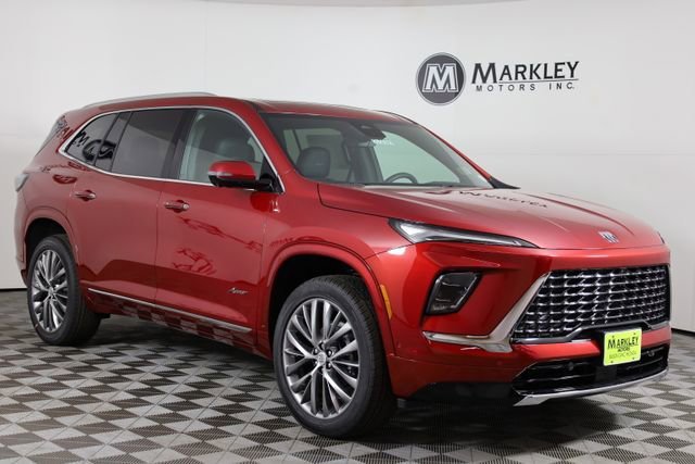 2026 Buick Enclave Avenir AWD's photo