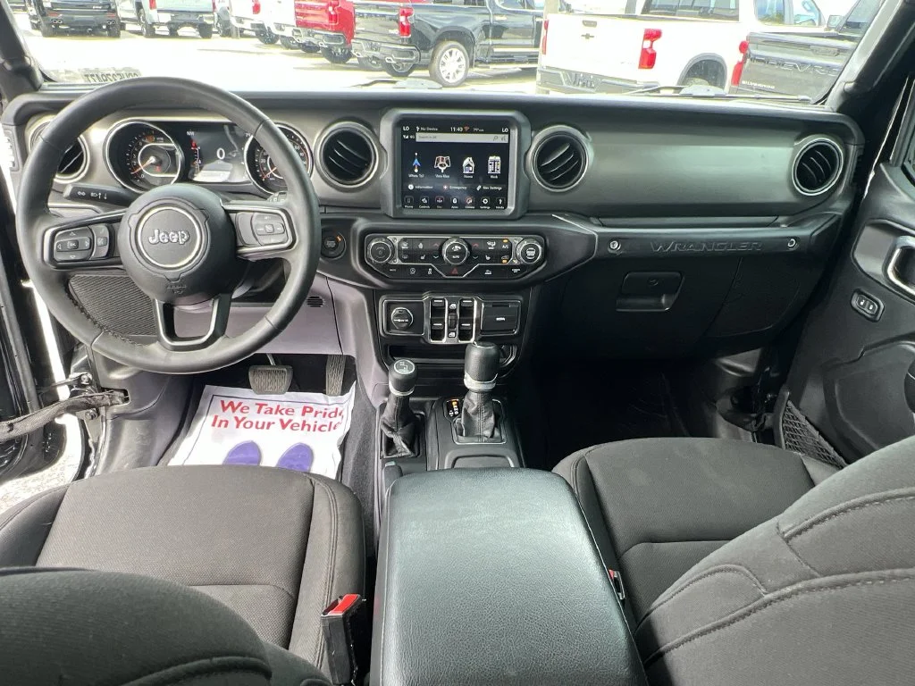 Used 2023 Black Jeep Sport S image 20