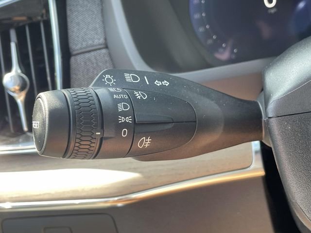 New 2027  Volvo  image 36