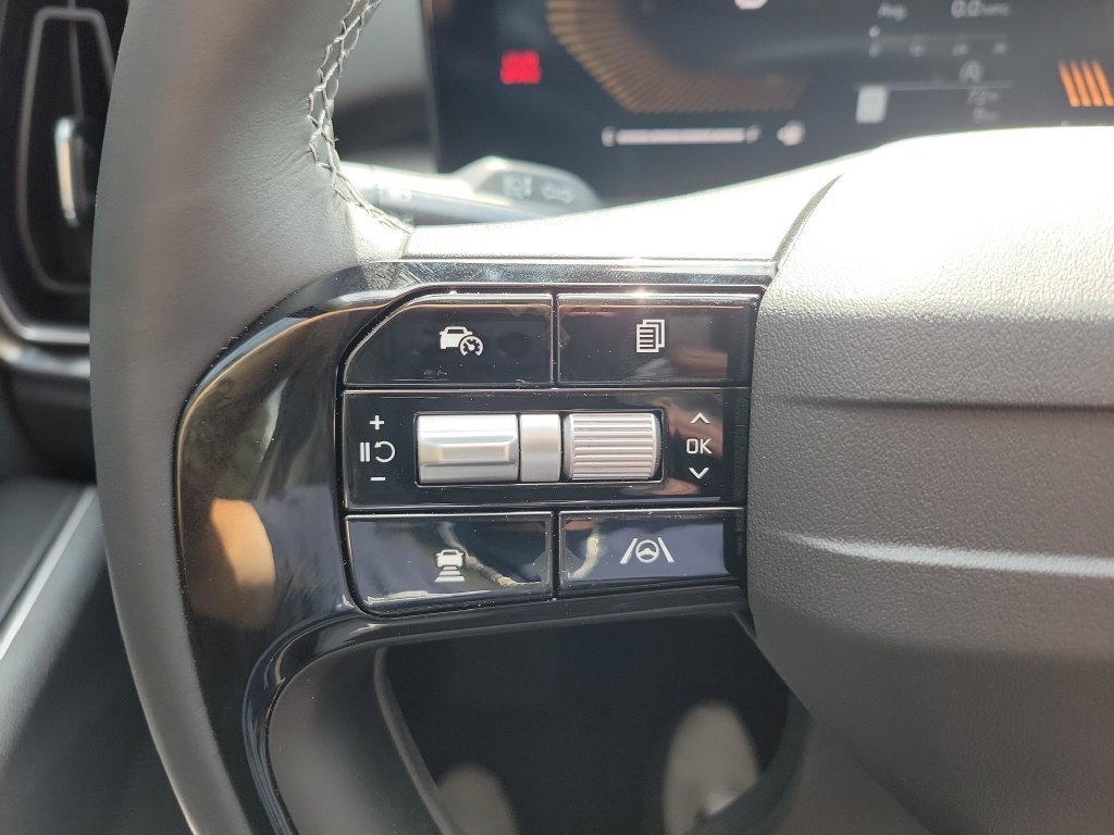New 2026 Wolf Gray Kia S image 27