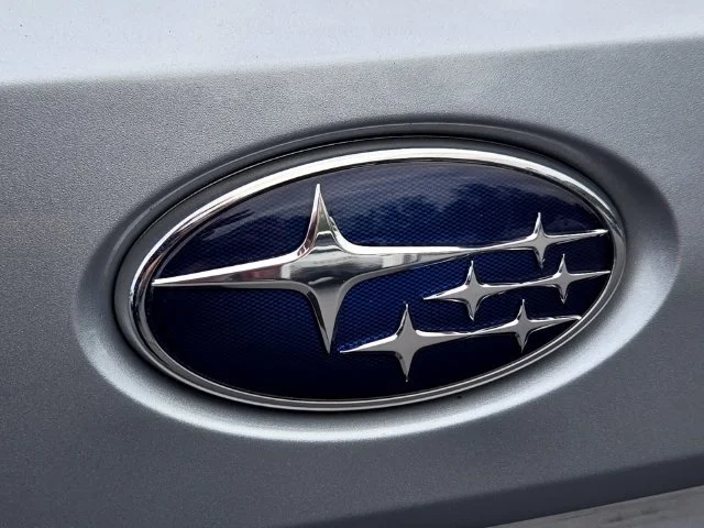 Used 2024 Ice Silver Metallic Subaru Limited image 17
