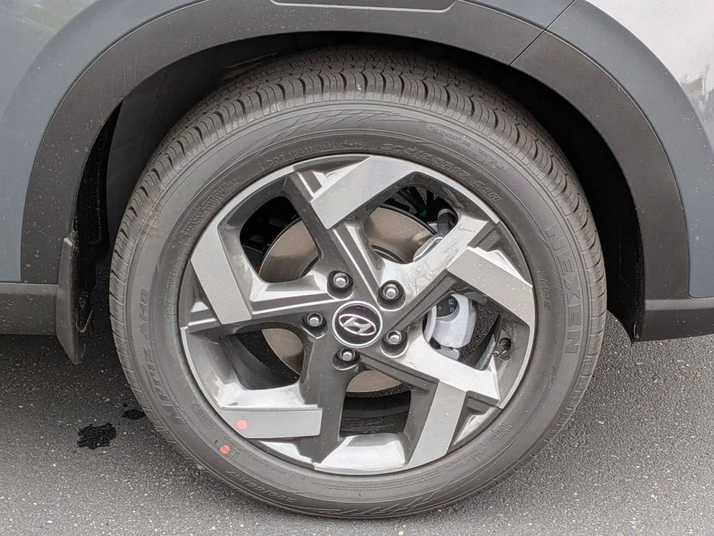 New 2026 Gray Hyundai SEL image 9