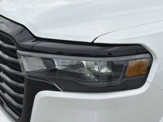 New 2026 Ivory White Tri-Coat Pearl-Coat Exterior Paint RAM Laramie image 8