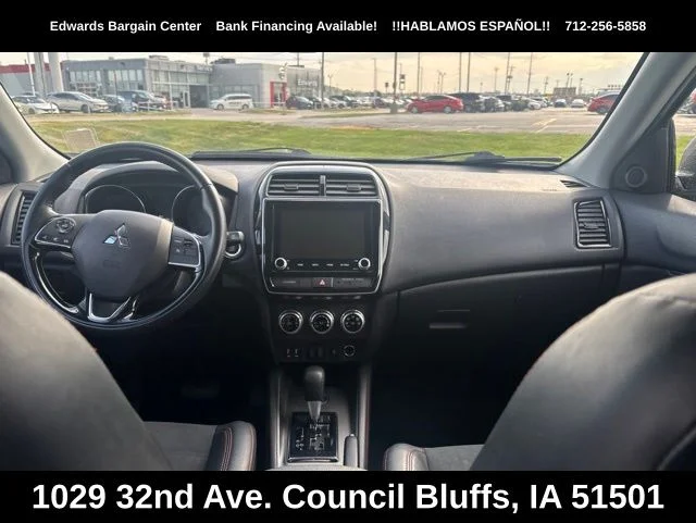 Used 2022 Gray Mitsubishi 2.0 SE image 14