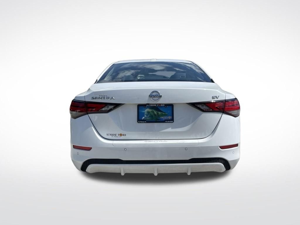 Used 2021 White Nissan SV image 7