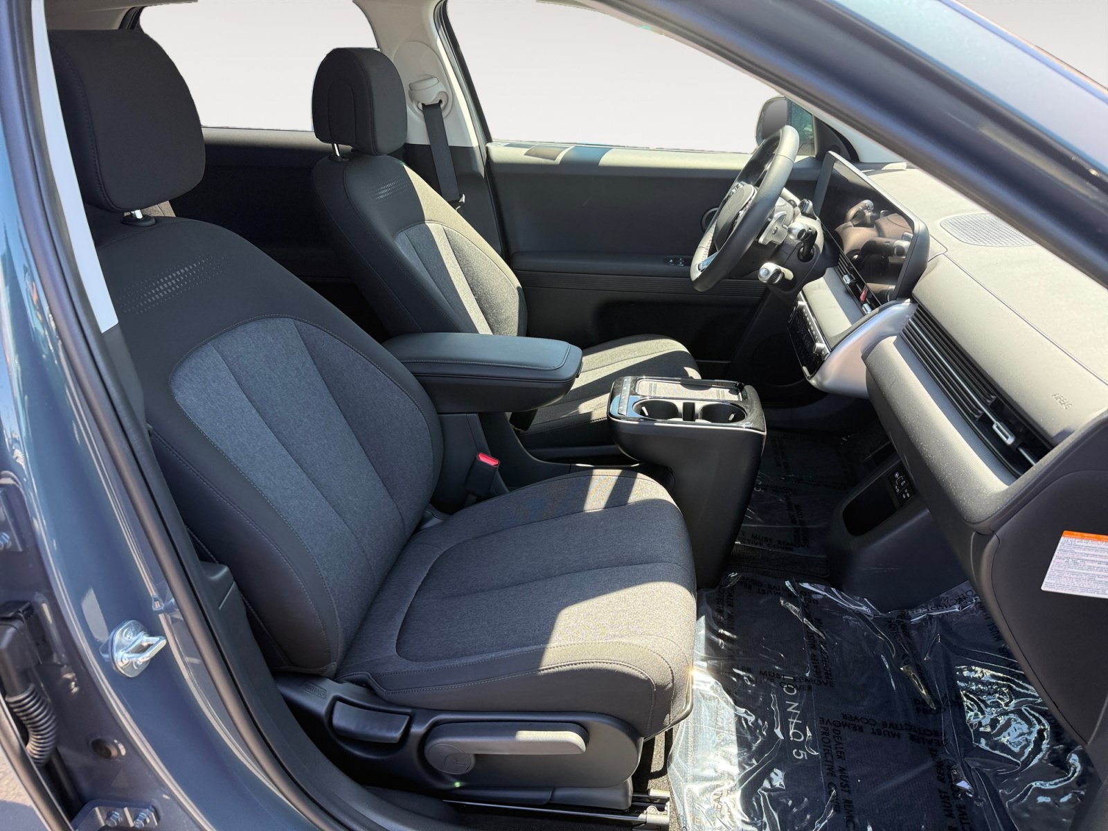Certified Used 2025 Teal Hyundai SE image 19